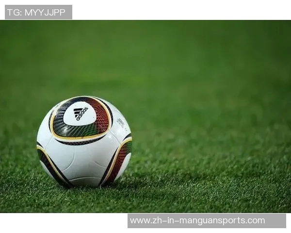 南非足球传奇：探索球场上的闪耀明星与他们的荣耀之路